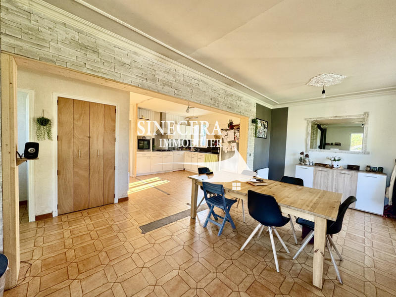 Maison - 90 m² - 4 pièces