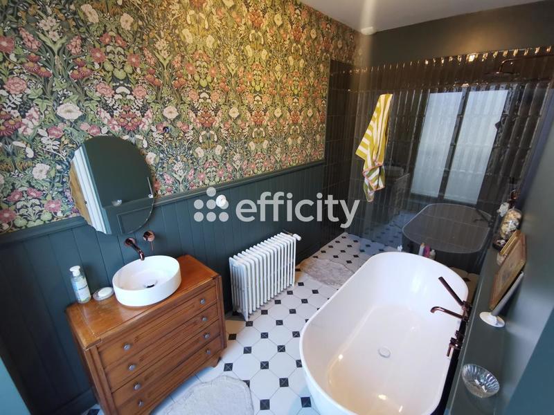 Maison bourgeoise - 140 m² - 6 pièces