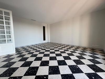 Appartement - 101 m² - 4 pièces