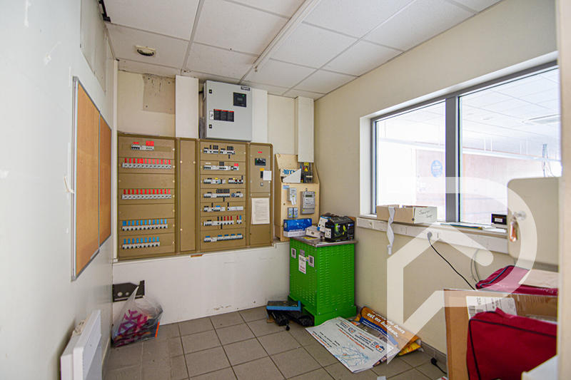 Local commercial - 300 m²