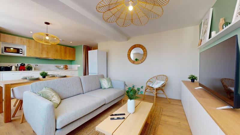 Appartement - 77 m² - 5 pièces