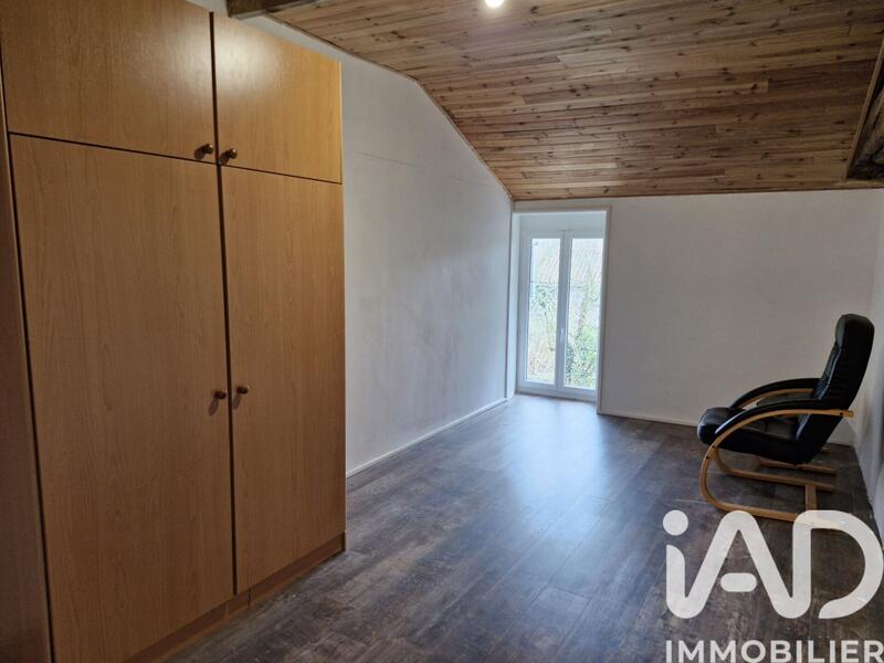 Maison - 192 m² - 8 pièces