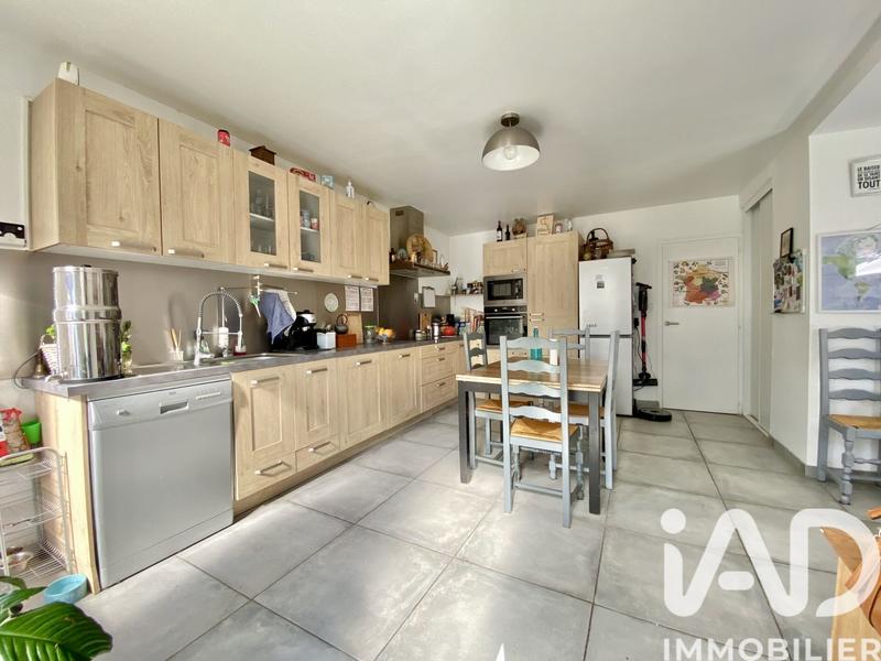 Maison - 190 m² - 6 pièces