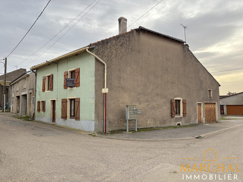 Maison traditionnelle - 95 m² - 5 pièces