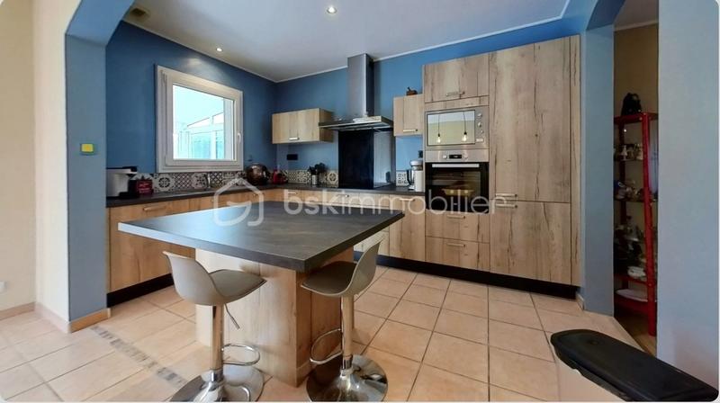 Maison traditionnelle - 116 m² - 6 pièces