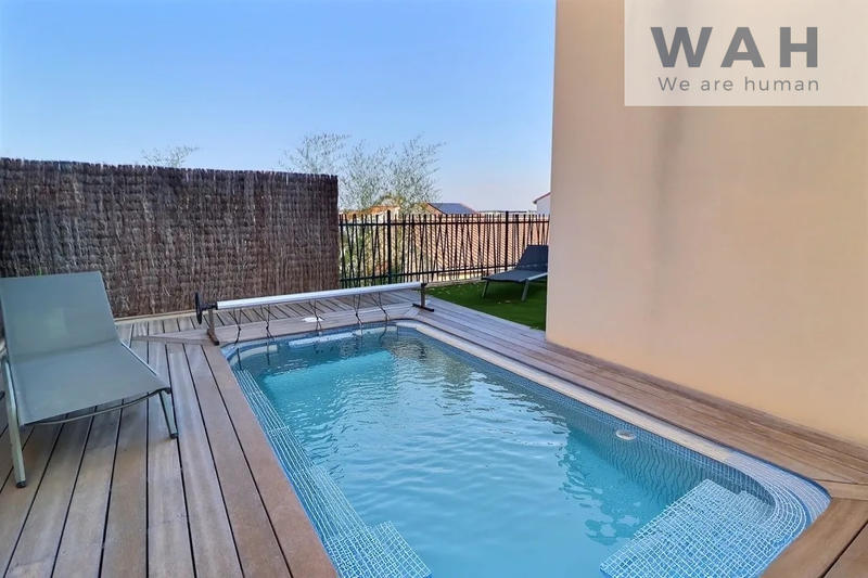 Villa - 160 m² - 6 pièces