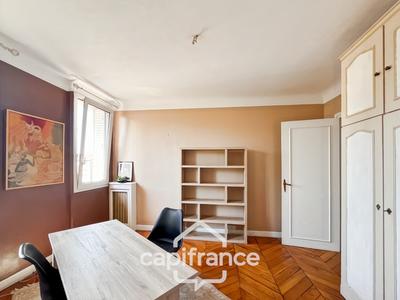 Appartement - 79 m² - 3 pièces