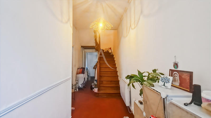 Maison - 83 m² - 5 pièces