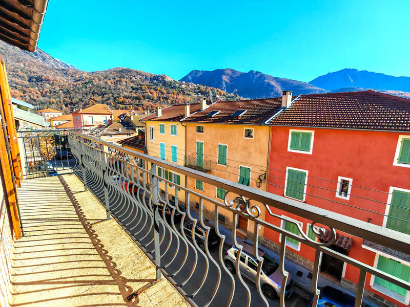 Appartement - 105 m² - 4 pièces