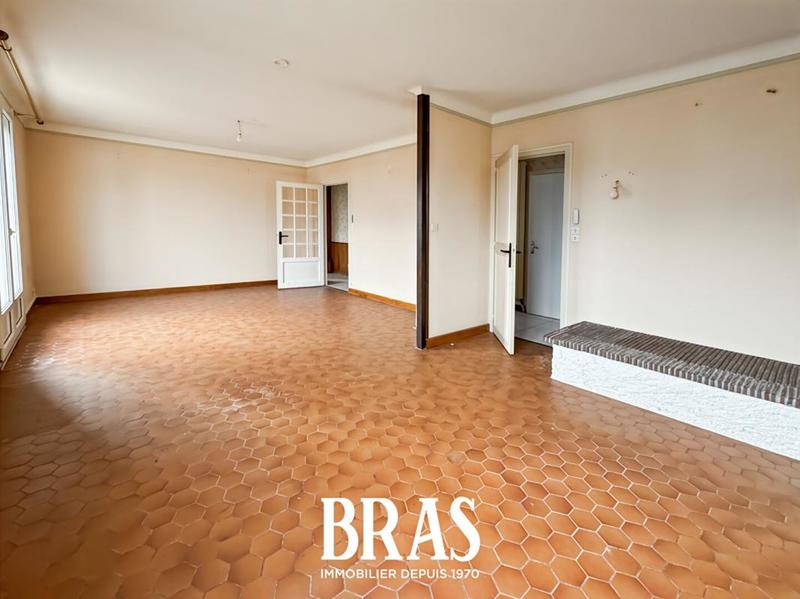 Maison - 149 m² - 7 pièces