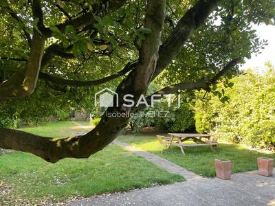 Maison - 175 m² - 7 pièces