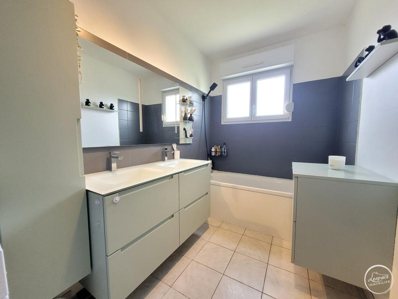 Maison - 112 m² - 5 pièces