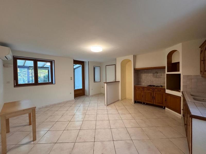 Maison - 95 m² - 3 pièces