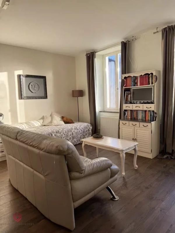 Château - 810 m² - 11 pièces