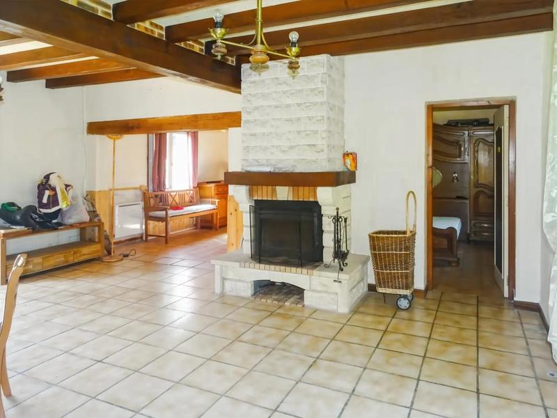 Maison - 90 m² - 3 pièces