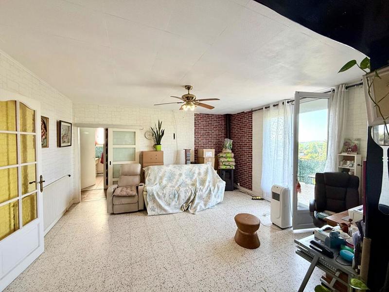 Maison - 186 m² - 8 pièces