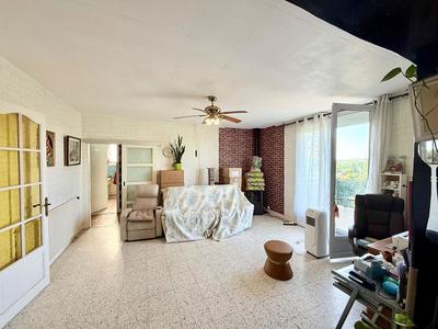 Maison - 186 m² - 8 pièces