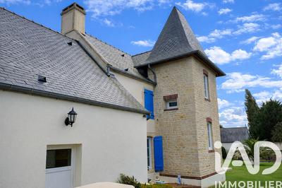 Maison - 254 m² - 11 pièces