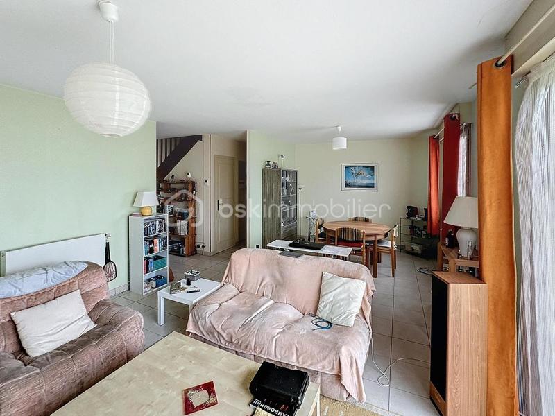 Maison - 90 m² - 5 pièces