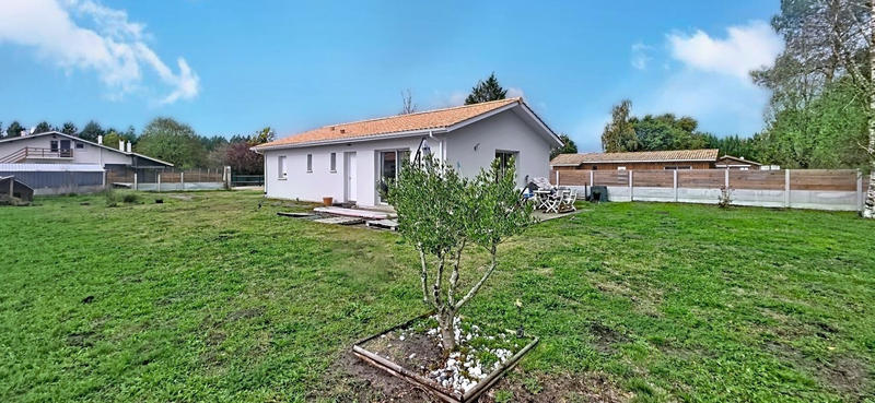 Maison - 91 m² - 4 pièces