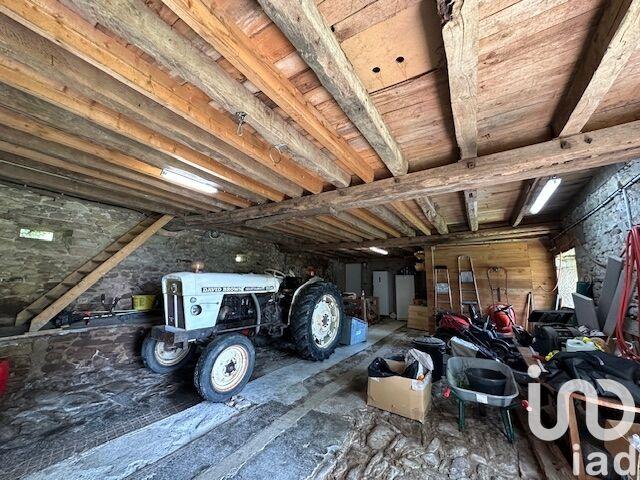 Maison - 300 m² - 9 pièces