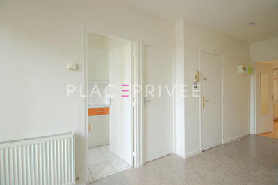 Immeuble - 19 pièces