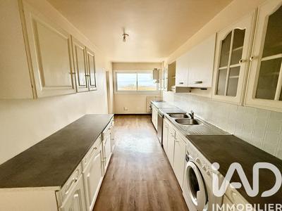 Appartement - 79 m² - 4 pièces