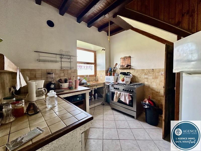 Maison - 297 m² - 11 pièces