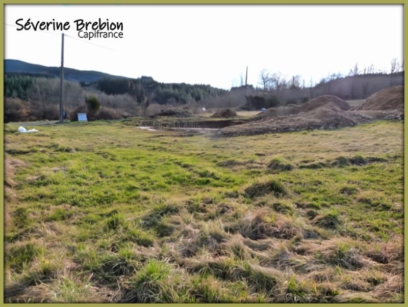 Terrain constructible - 2 350 m²