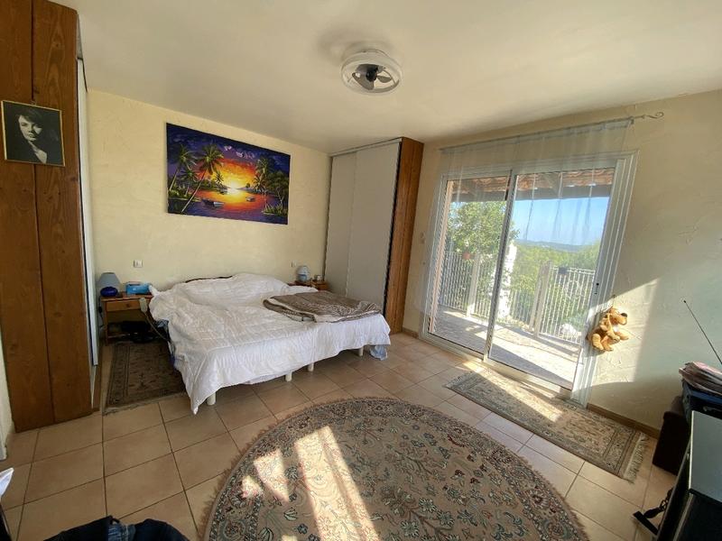 Villa - 197 m² - 7 pièces