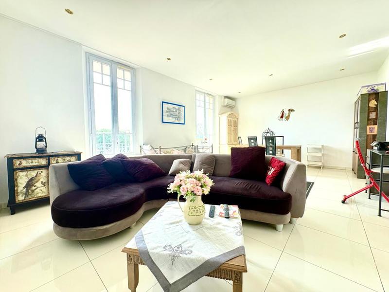 Appartement - 66 m² - 3 pièces