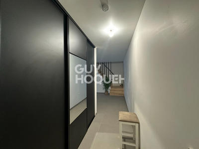 Appartement - 93 m² - 4 pièces