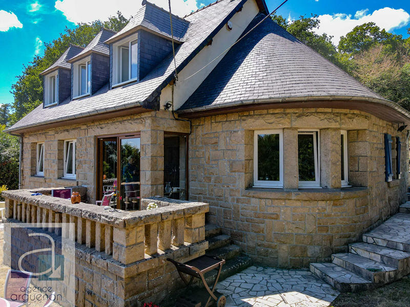 Maison - 129 m² - 8 pièces