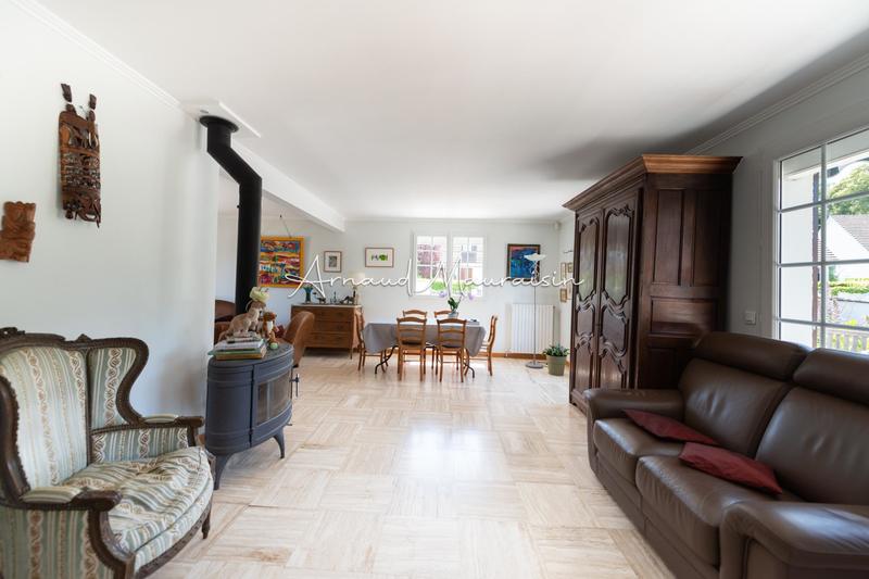 Maison - 195 m² - 7 pièces