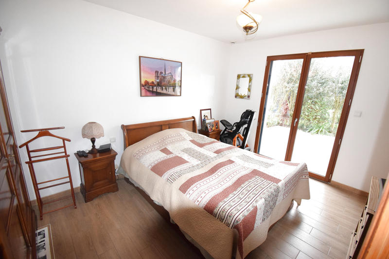 Maison - 143 m² - 10 pièces