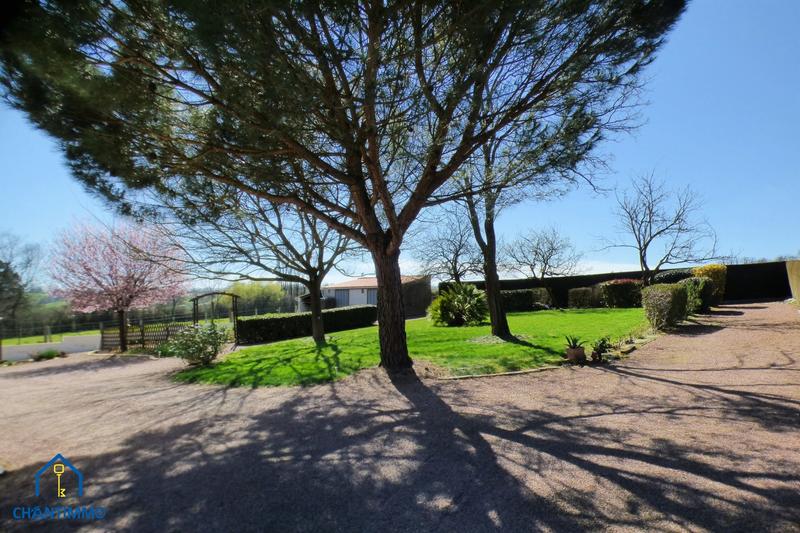 Maison - 121 m² - 6 pièces