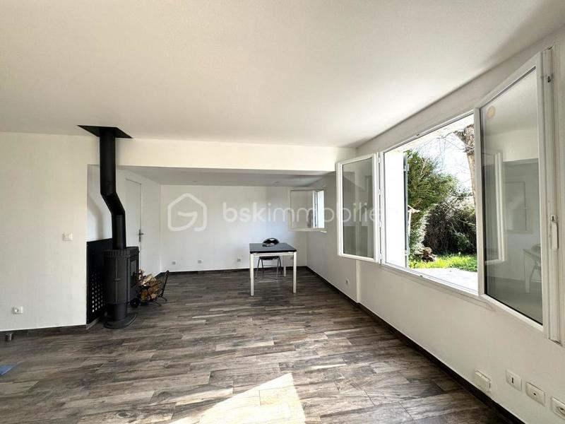 Maison - 94 m² - 5 pièces