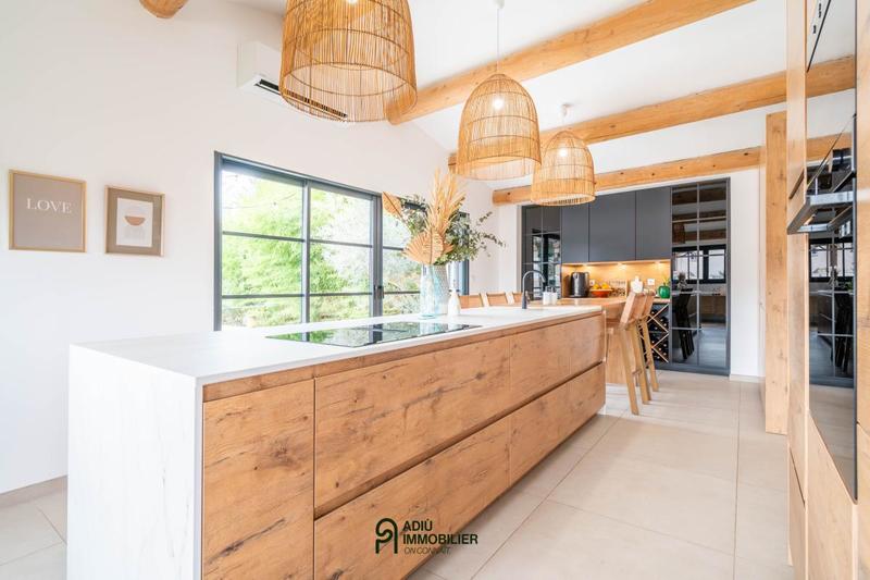 Maison - 175 m² - 5 pièces