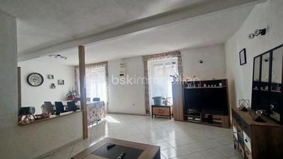 Maison - 153 m² - 7 pièces