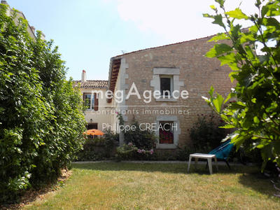 Maison - 163 m² - 8 pièces