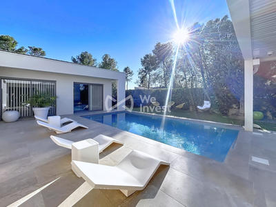 Villa - 220 m² - 5 pièces