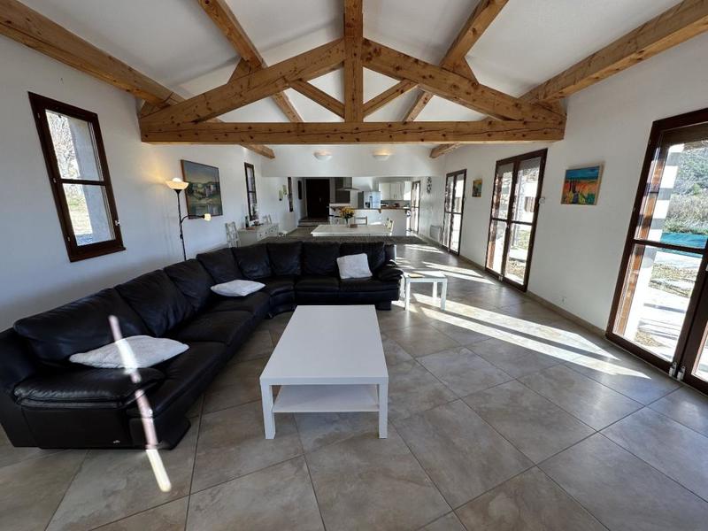 Villa - 245 m² - 8 pièces