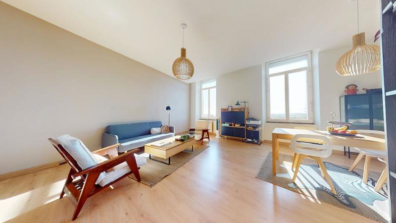 Appartement - 132 m² - 4 pièces