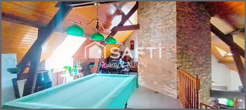 Maison - 236 m² - 8 pièces