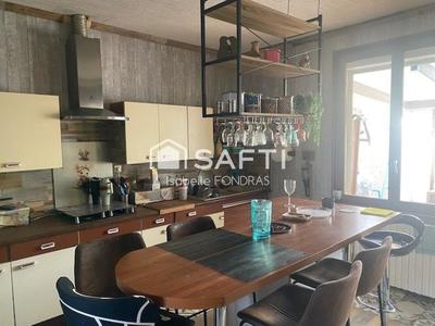 Maison - 157 m² - 7 pièces