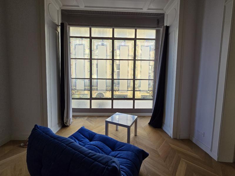 Appartement - 91 m² - 2 pièces