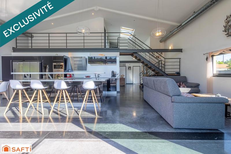 Maison - 203 m² - 7 pièces