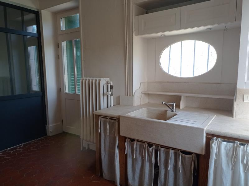 Maison - 210 m² - 10 pièces