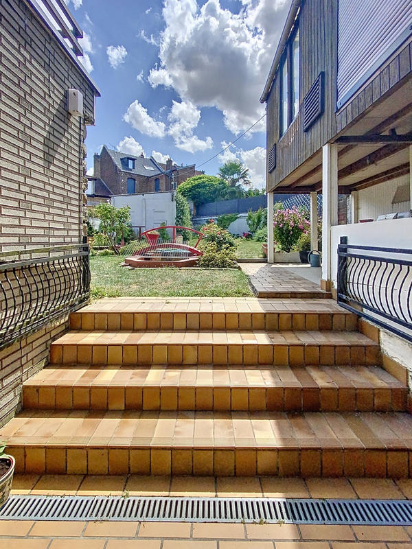 Maison - 175 m² - 7 pièces