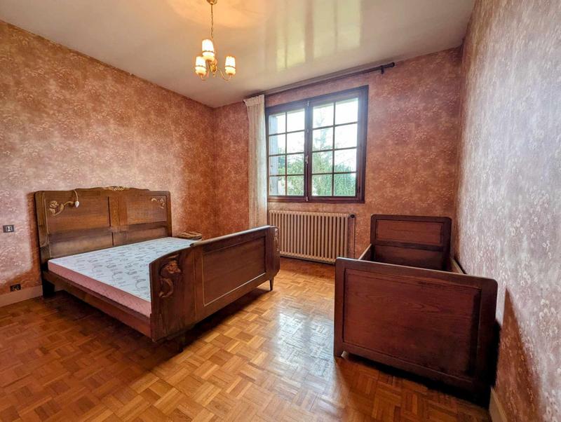 Maison - 174 m² - 8 pièces